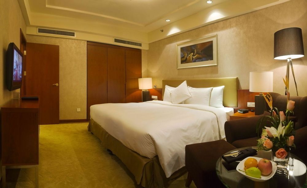 Merryland Traders Hotel Changshu Eksteriør bilde